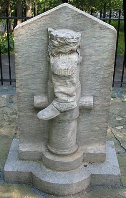 300px-Arnold-boot